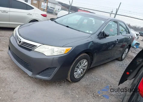 2012 Toyota Camry L z USA, uszkodzony, nr VIN 4T1BF1FK1CU520951